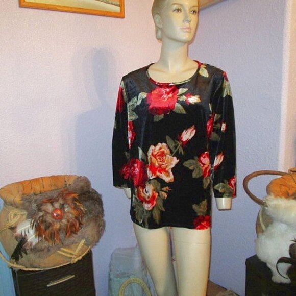 NWT White Stag VELVET Blouse Size M TUNIC Top 3/4 SLEEVE Velour FLORAL Oversized - Picture 1 of 9